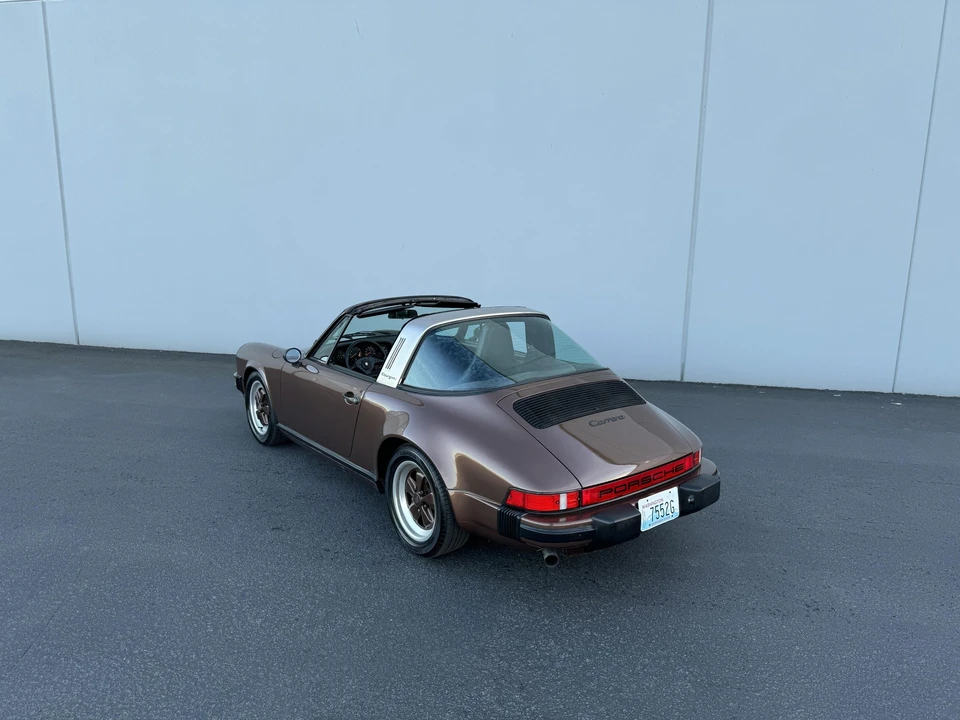 1985 Porsche 911 Carrera 3.2 - Image 18 of 31