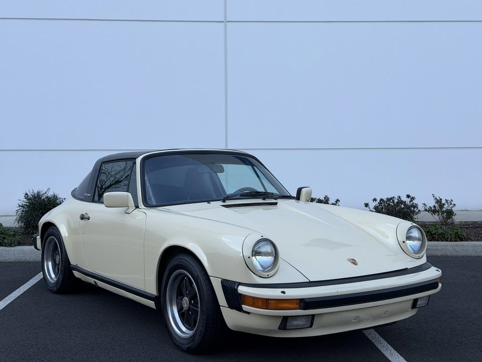 1985 Porsche 911 Carrera 3.2 - Image 30 of 31