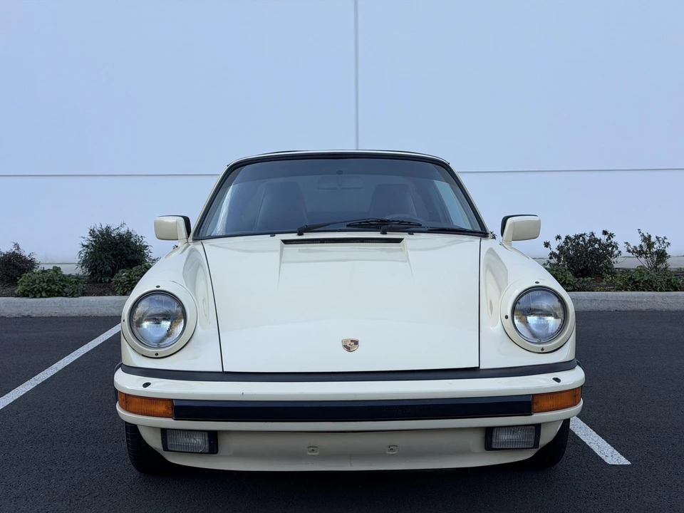 1985 Porsche 911 Carrera 3.2 - Image 14 of 31