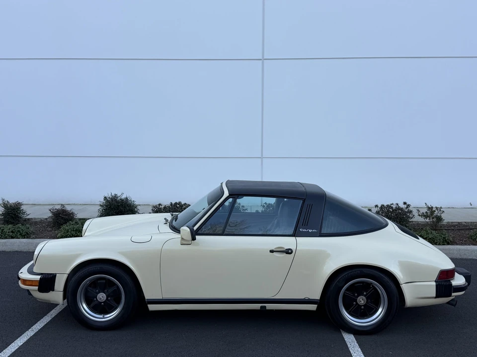 1985 Porsche 911 Carrera 3.2 - Image 19 of 31