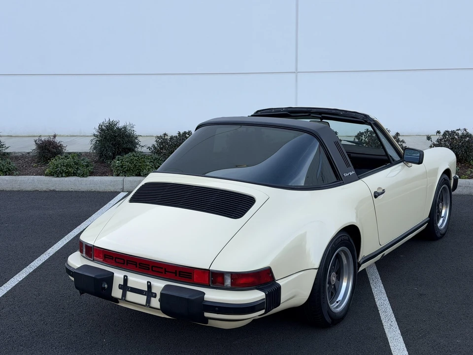 1985 Porsche 911 Carrera 3.2 - Image 7 of 31
