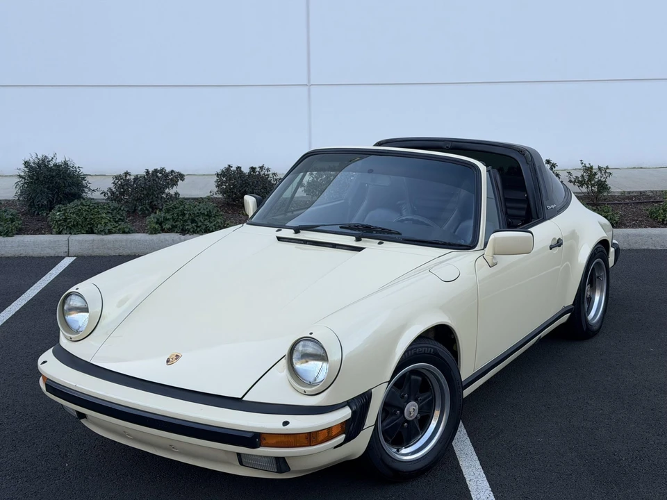 1985 Porsche 911 Carrera 3.2 - Image 3 of 31