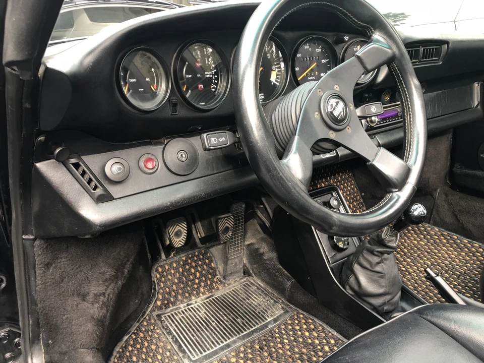 1985 Porsche 911 Carrera 3.2 - Image 23 of 31
