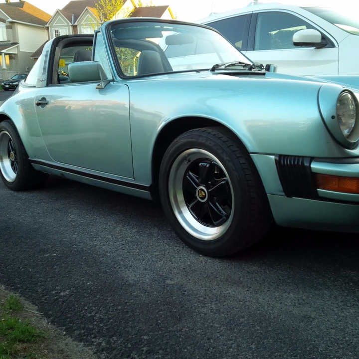1985 Porsche 911 Carrera 3.2 - Image 2 of 31