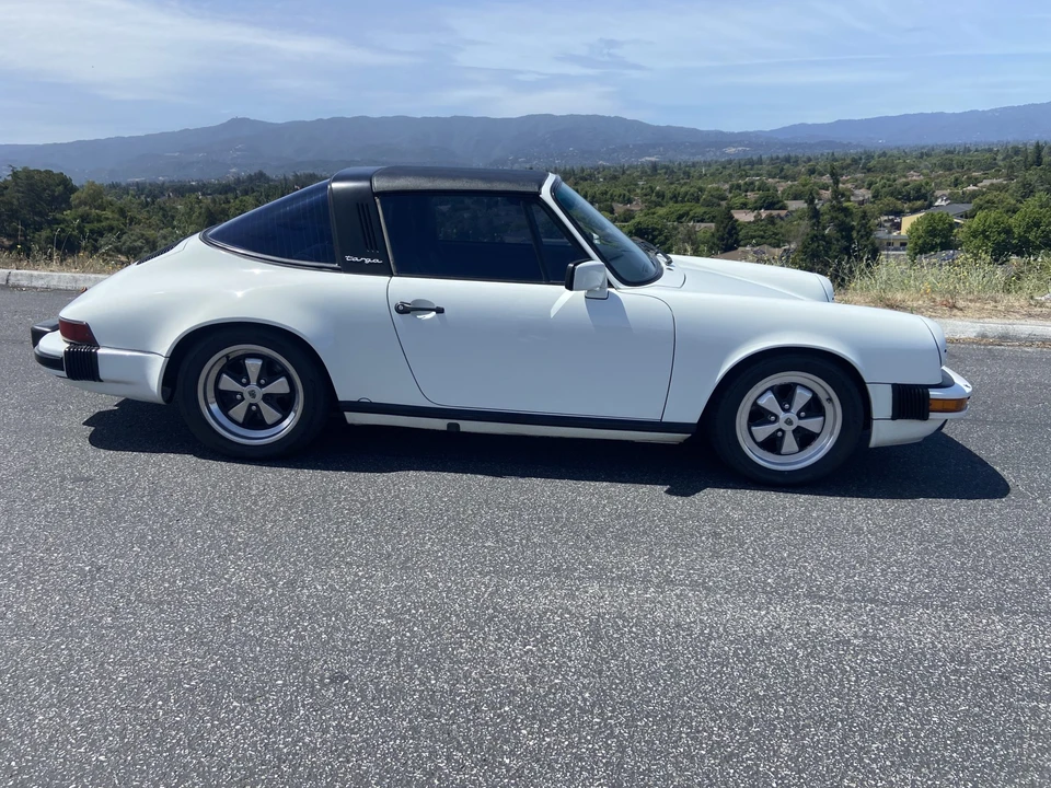 1985 Porsche 911 Carrera 3.2 - Image 11 of 31