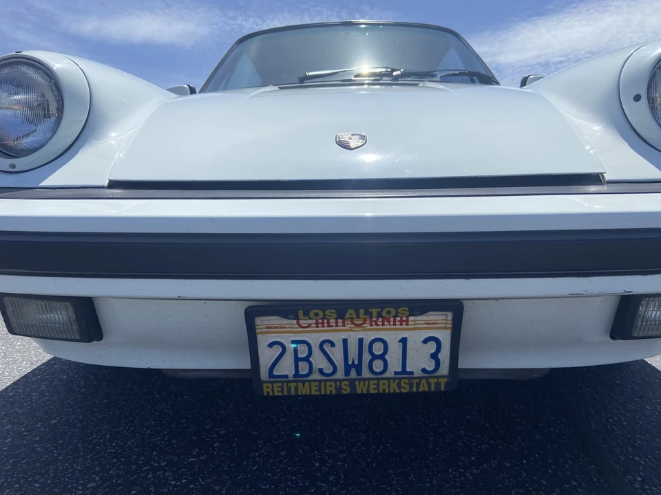 1985 Porsche 911 Carrera 3.2 - Image 17 of 31