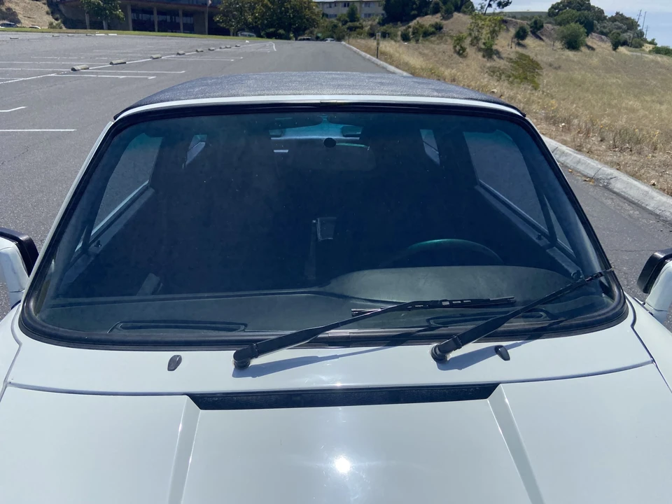 1985 Porsche 911 Carrera 3.2 - Image 21 of 31