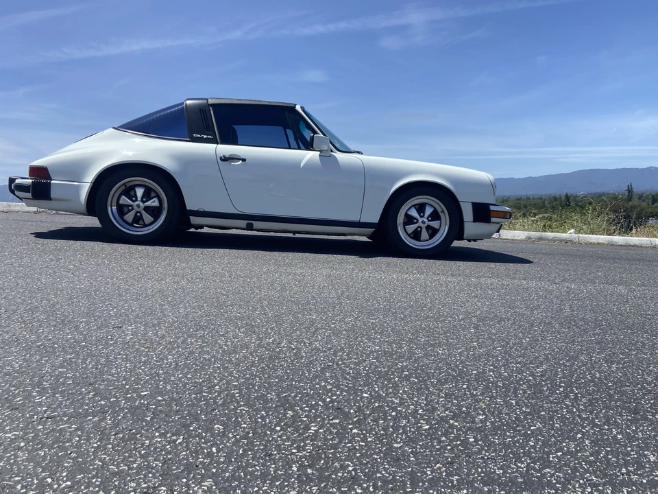 1985 Porsche 911 Carrera 3.2 - Image 10 of 31