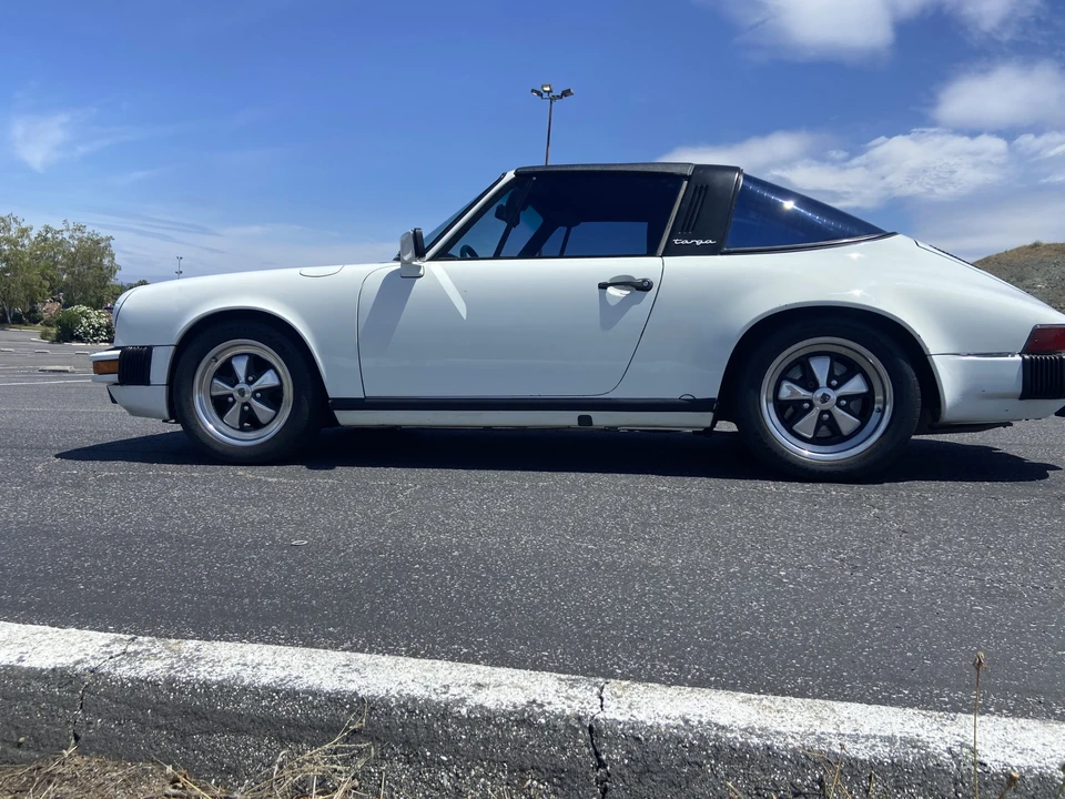 1985 Porsche 911 Carrera 3.2 - Image 4 of 31