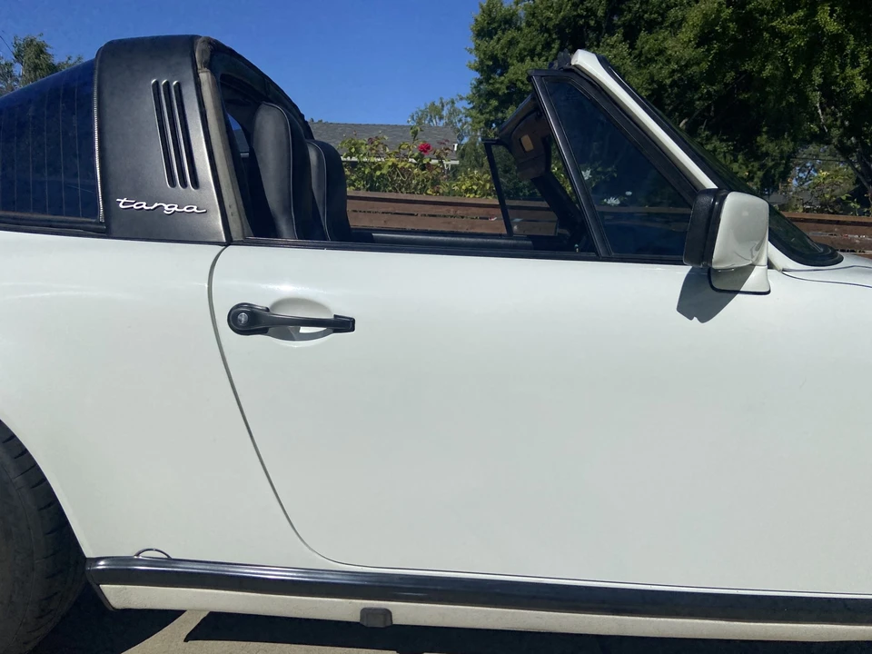 1985 Porsche 911 Carrera 3.2 - Image 25 of 31