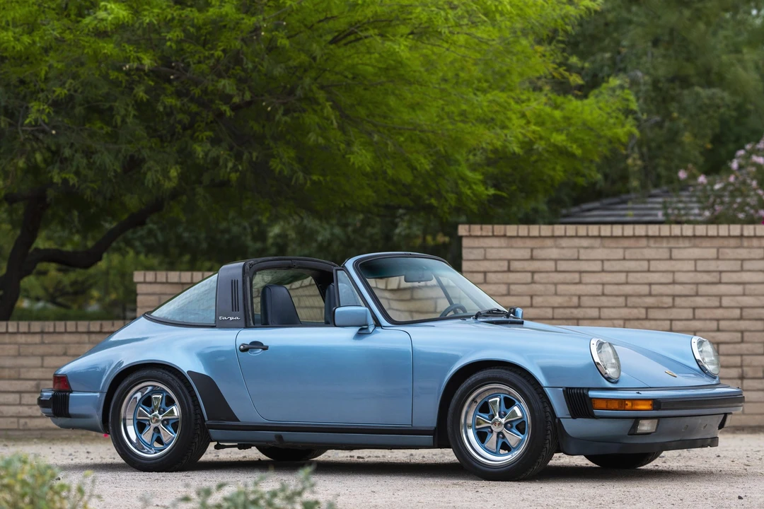 1985 Porsche 911 Carrera 3.2 - Image 2 of 31