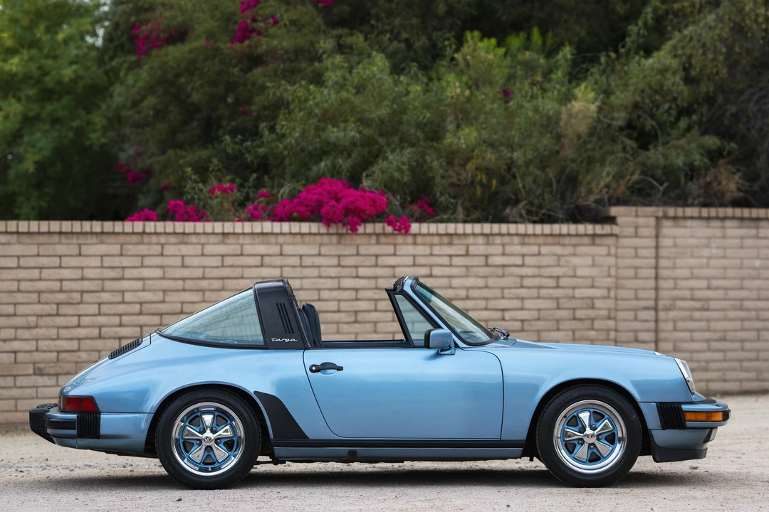 1985 Porsche 911 Carrera 3.2 - Image 16 of 31