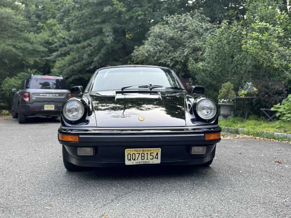 1985 Porsche 911 Carrera 3.2 - Image 24 of 31