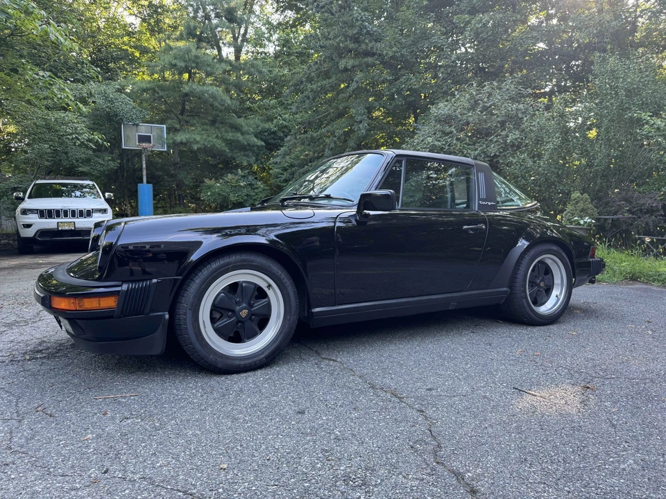 1985 Porsche 911 Carrera 3.2 - Image 5 of 31