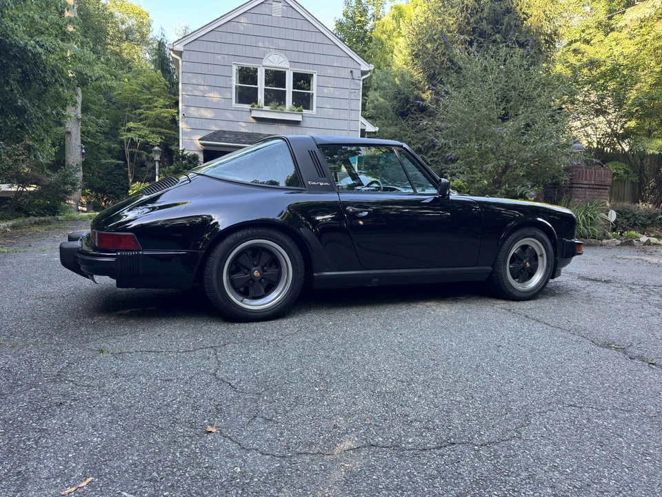 1985 Porsche 911 Carrera 3.2 - Image 17 of 31