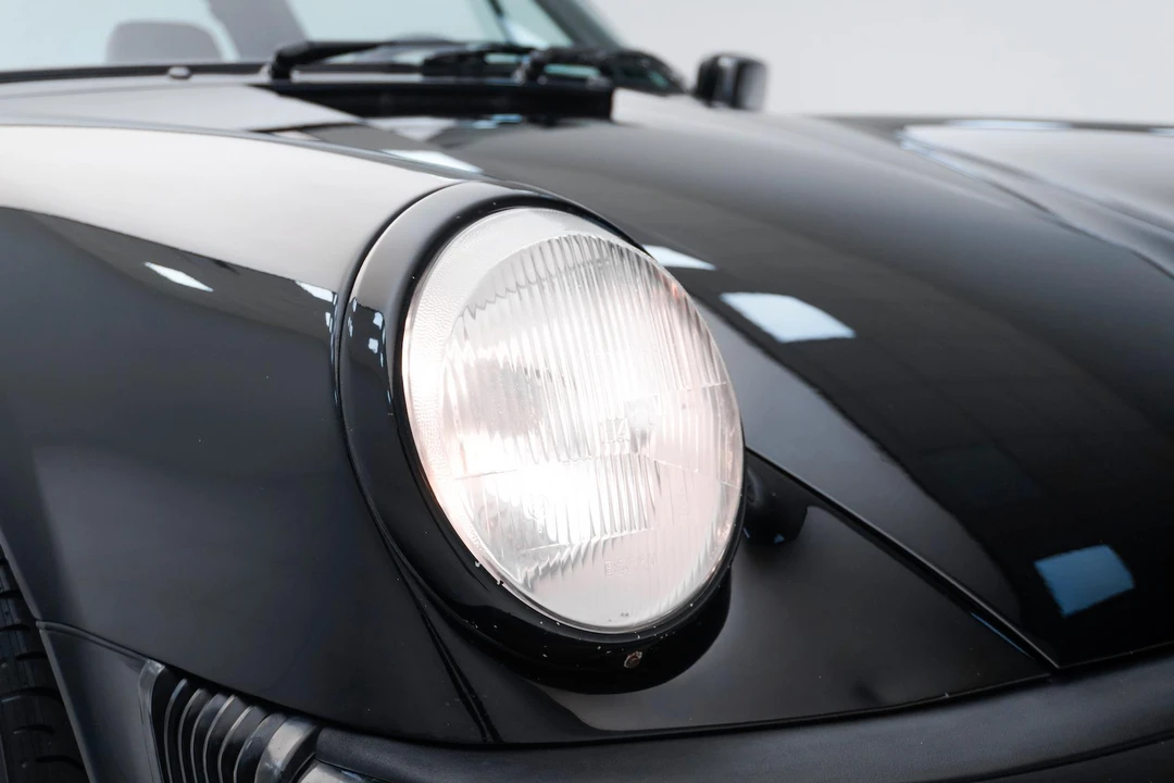 1985 Porsche 911 Carrera 3.2 - Image 18 of 31