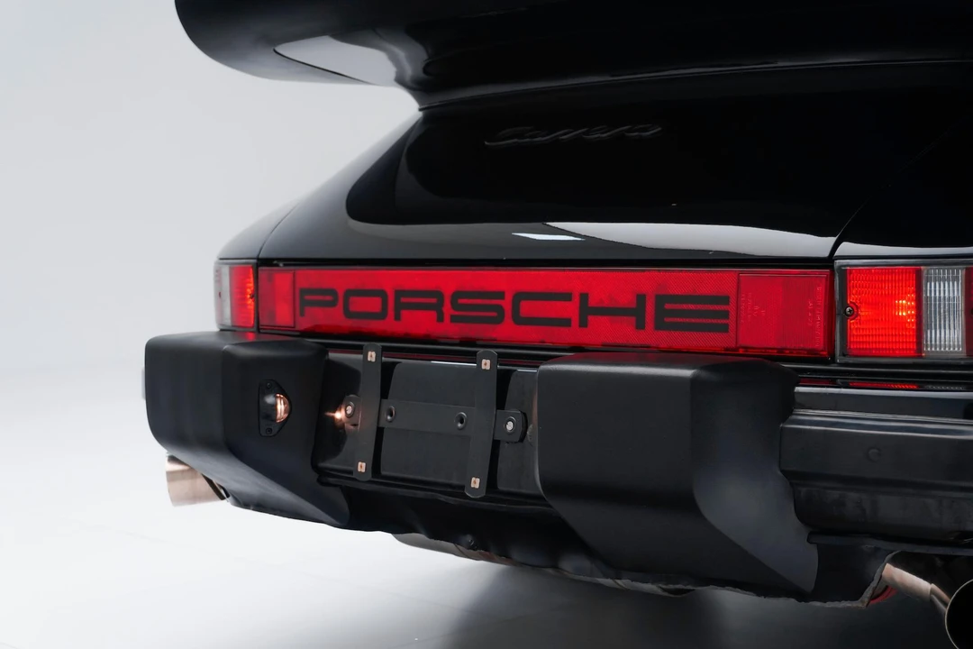 1985 Porsche 911 Carrera 3.2 - Image 25 of 31