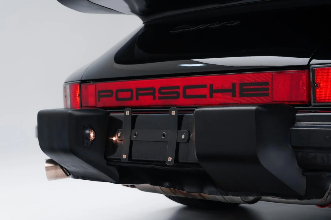 1985 Porsche 911 Carrera 3.2 - Image 24 of 31