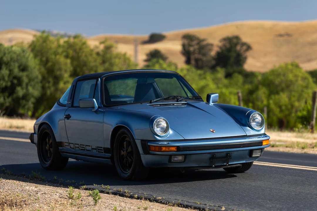 1985 Porsche 911 Carrera 3.2 - Image 2 of 31