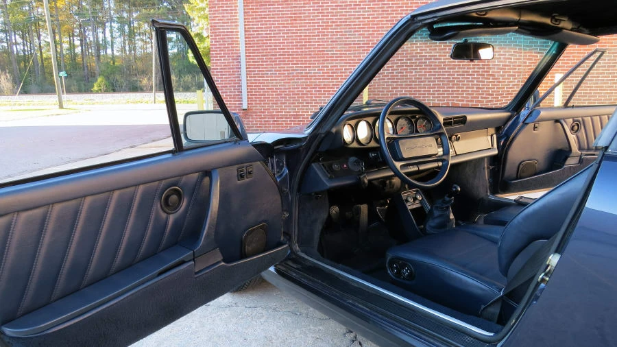 1985 Porsche 911 Carrera 3.2 - Image 3 of 10