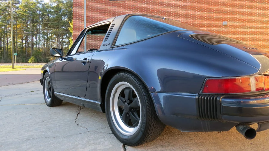 1985 Porsche 911 Carrera 3.2 - Image 8 of 10