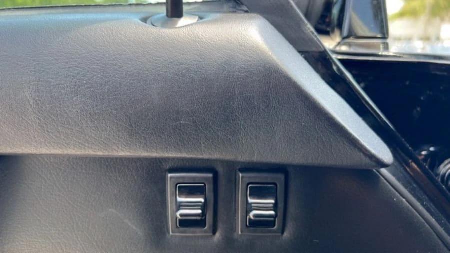 1985 Porsche 911 Carrera 3.2 - Image 9 of 19
