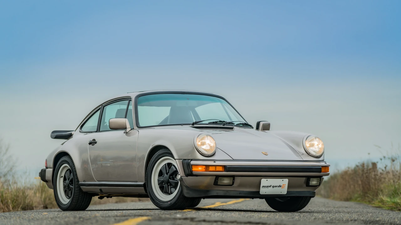 1985 Porsche 911 Carrera 3.2 - Image 6 of 31