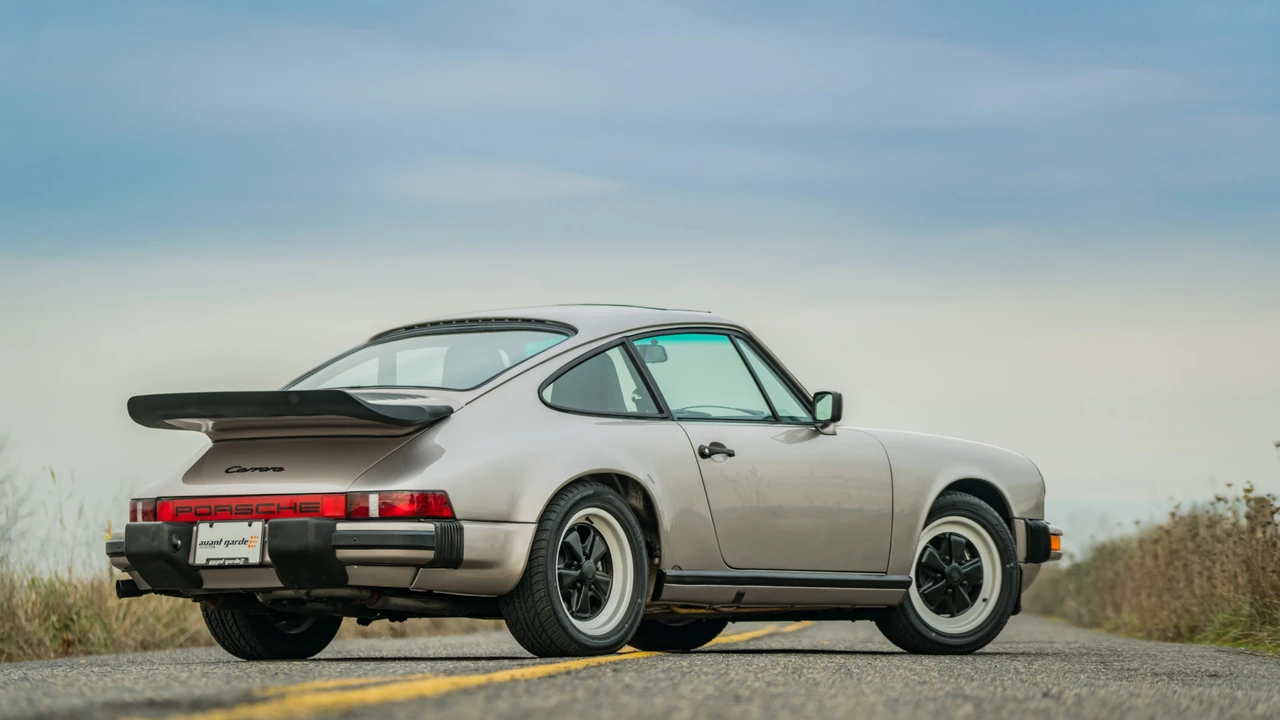1985 Porsche 911 Carrera 3.2 - Image 18 of 31