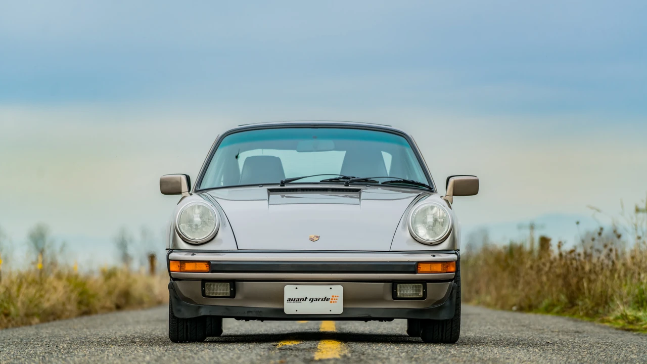 1985 Porsche 911 Carrera 3.2 - Image 4 of 31