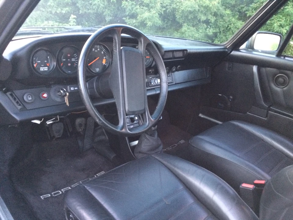 1985 Porsche 911 Carrera 3.2 - Image 27 of 31