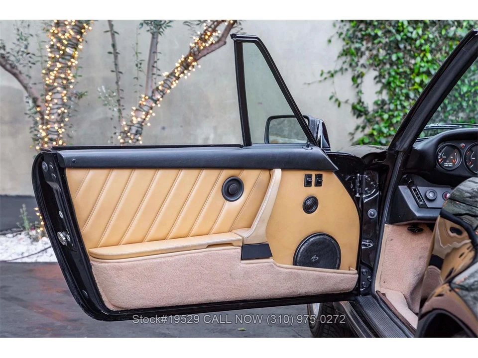 1985 Porsche 911 Carrera 3.2 - Image 21 of 31