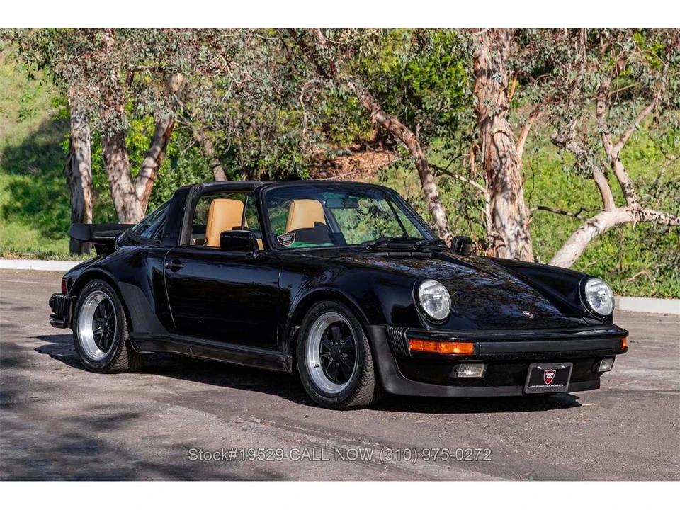 1985 Porsche 911 Carrera 3.2 - Image 2 of 31
