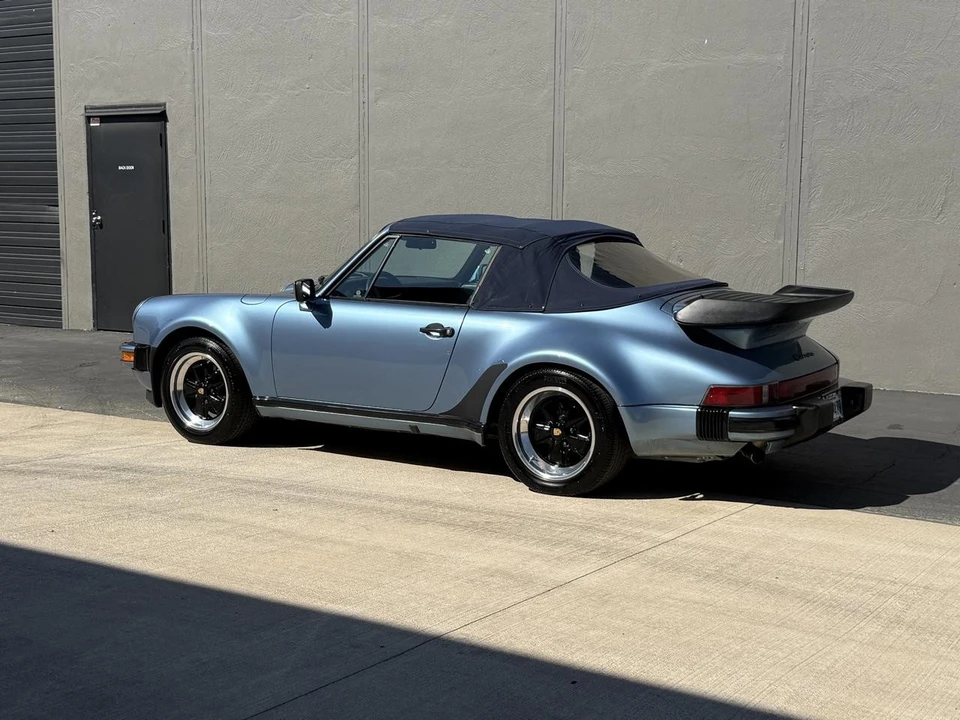1985 Porsche 911 Carrera 3.2 - Image 13 of 31