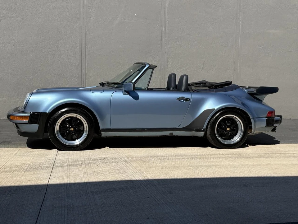 1985 Porsche 911 Carrera 3.2 - Image 2 of 31