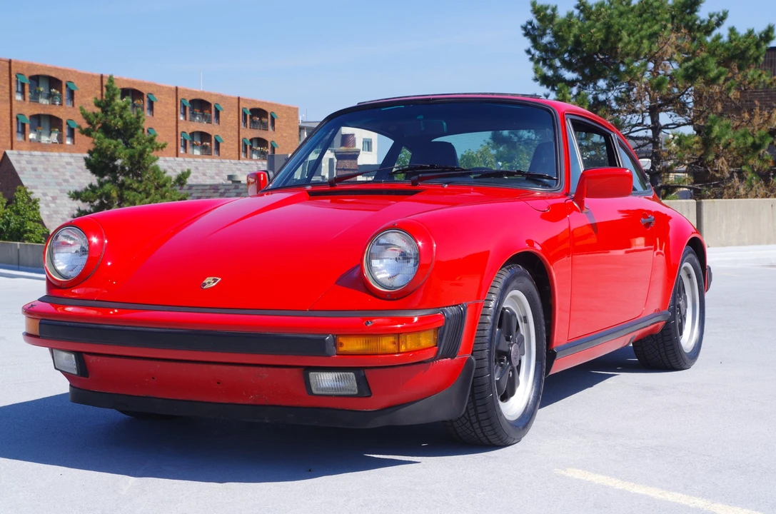 1985 Porsche 911 Carrera 3.2 - Image 16 of 31