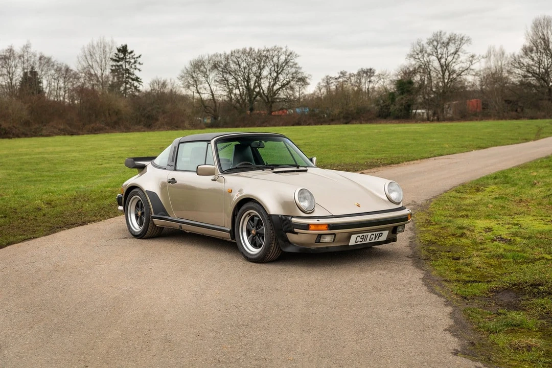 1985 Porsche 911 Carrera 3.2 - Image 25 of 30