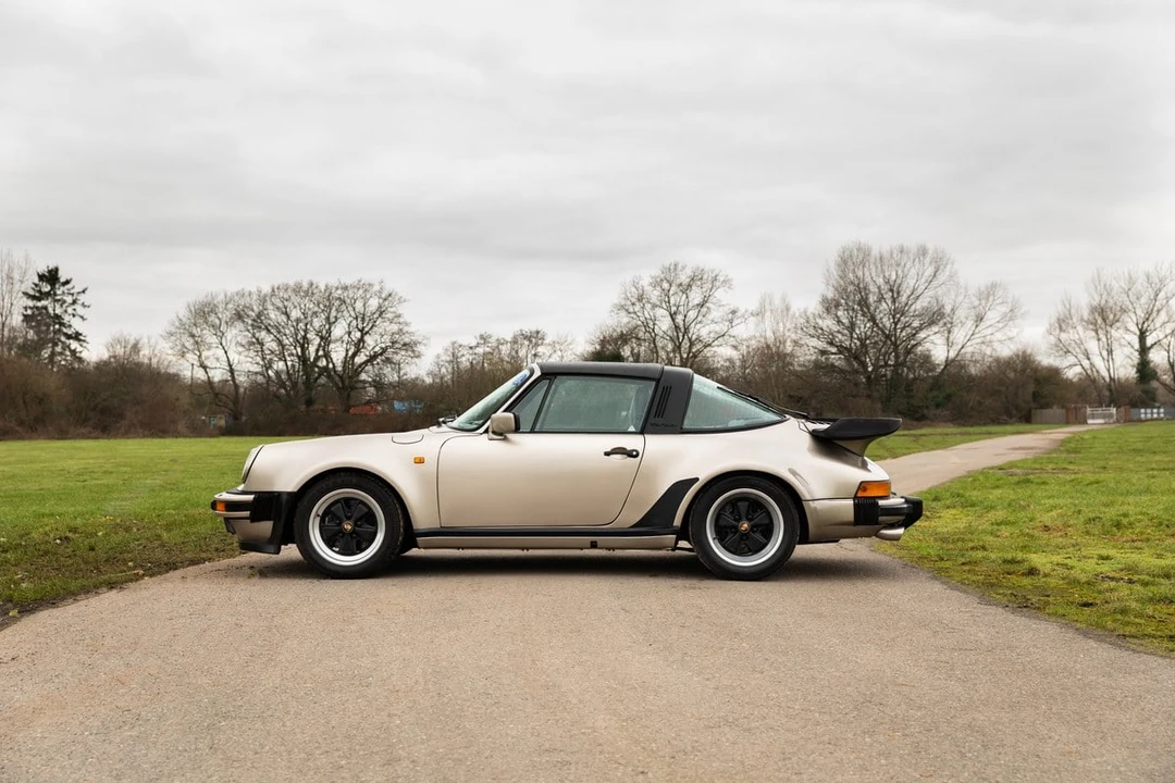 1985 Porsche 911 Carrera 3.2 - Image 13 of 30