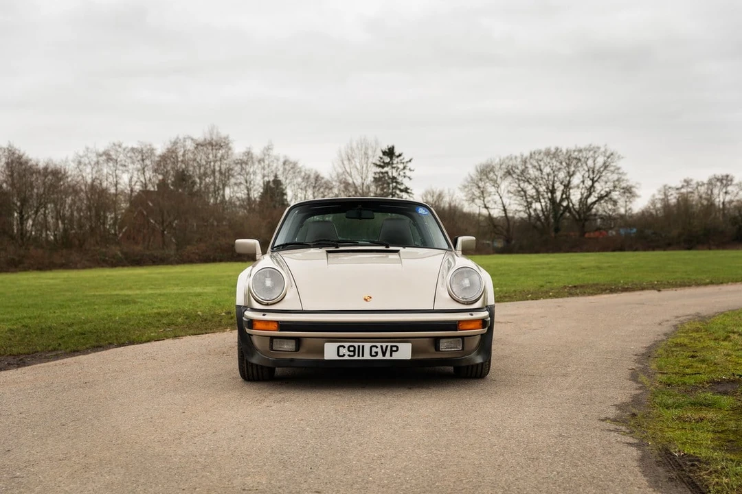 1985 Porsche 911 Carrera 3.2 - Image 16 of 30