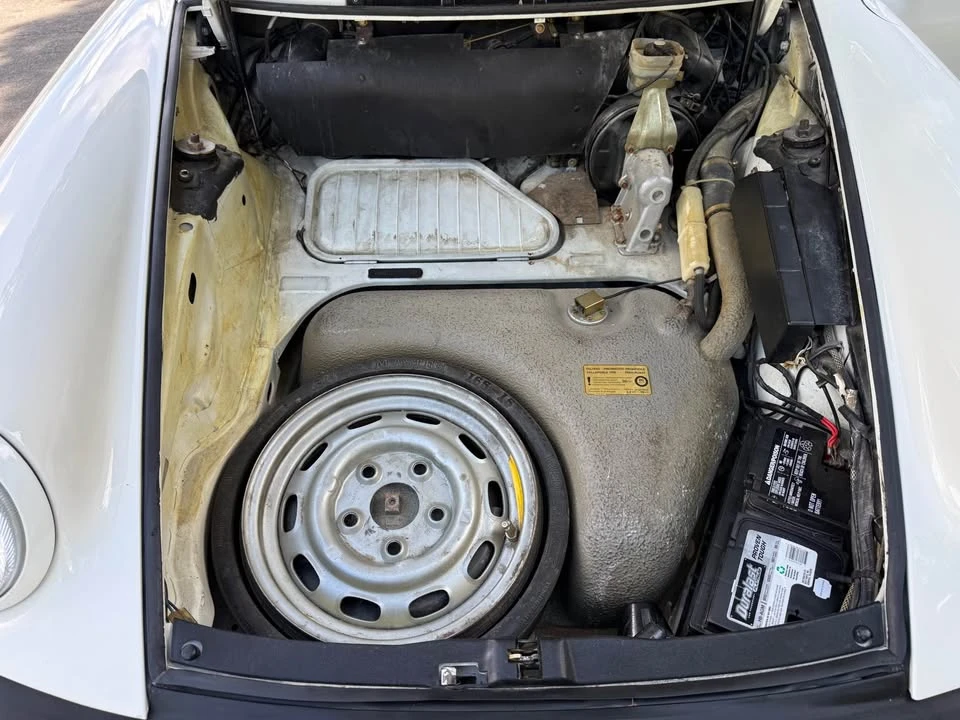 1985 Porsche 911 Carrera 3.2 - Image 13 of 20