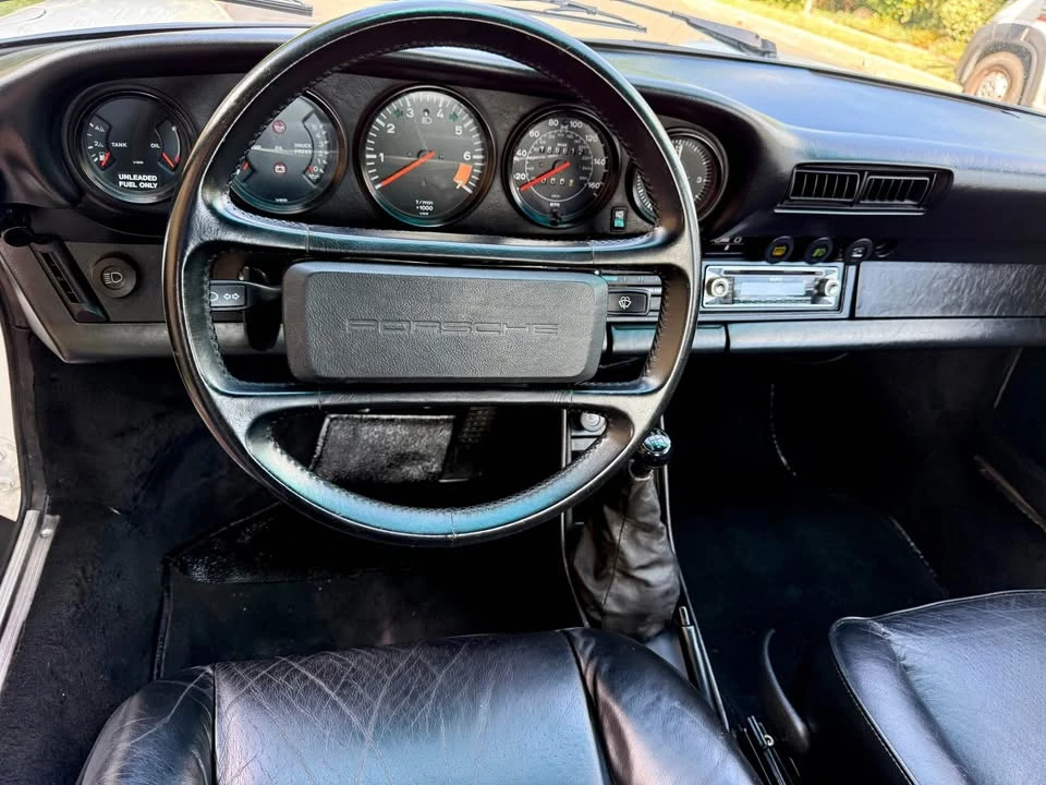 1985 Porsche 911 Carrera 3.2 - Image 11 of 20