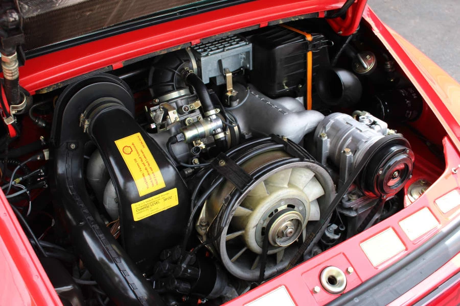 1985 Porsche 911 Carrera 3.2 - Image 5 of 11
