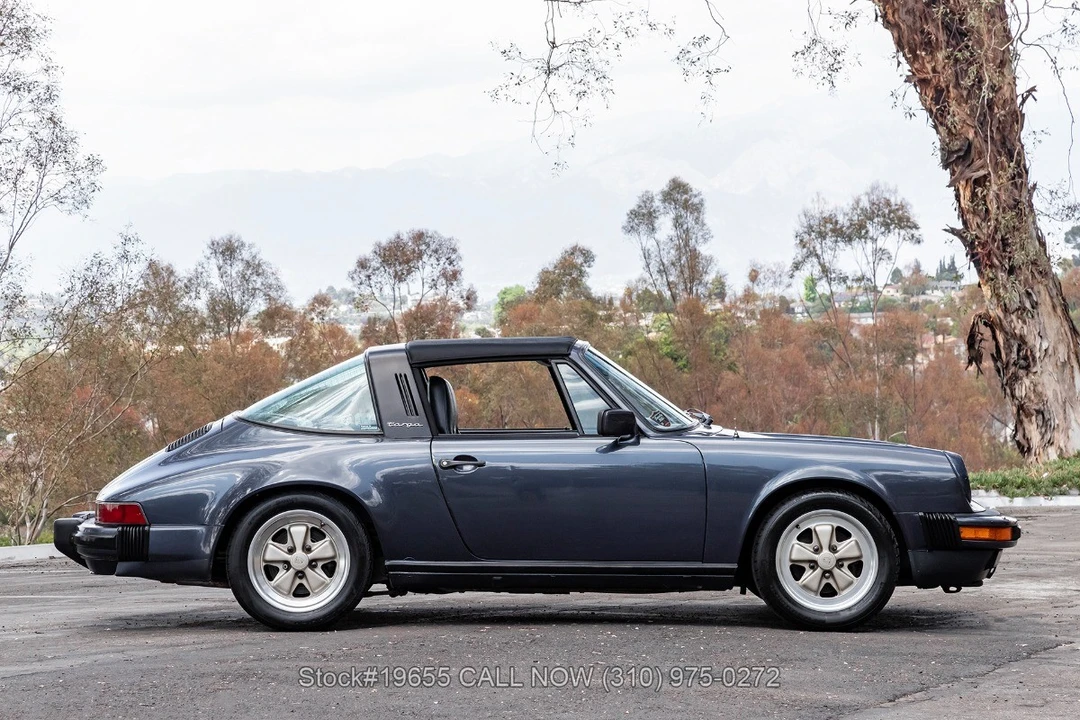 1985 Porsche 911 Carrera 3.2 - Image 13 of 31