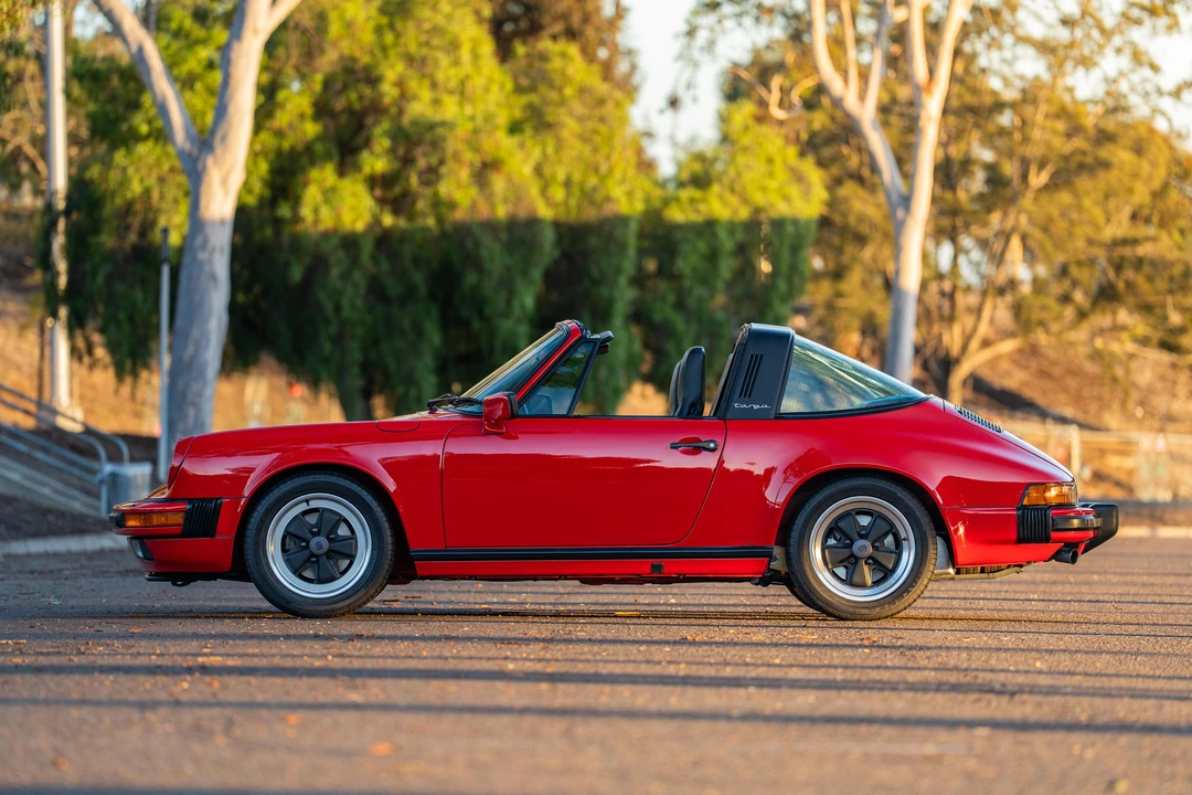 1985 Porsche 911 Carrera 3.2 - Image 15 of 31