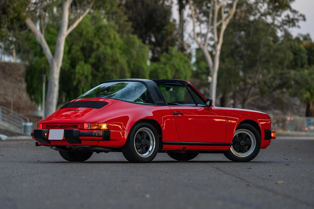 1985 Porsche 911 Carrera 3.2 - Image 26 of 31