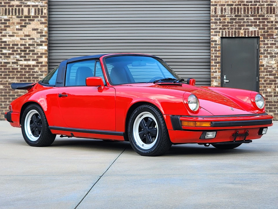 1985 Porsche 911 Carrera 3.2 - Image 13 of 31