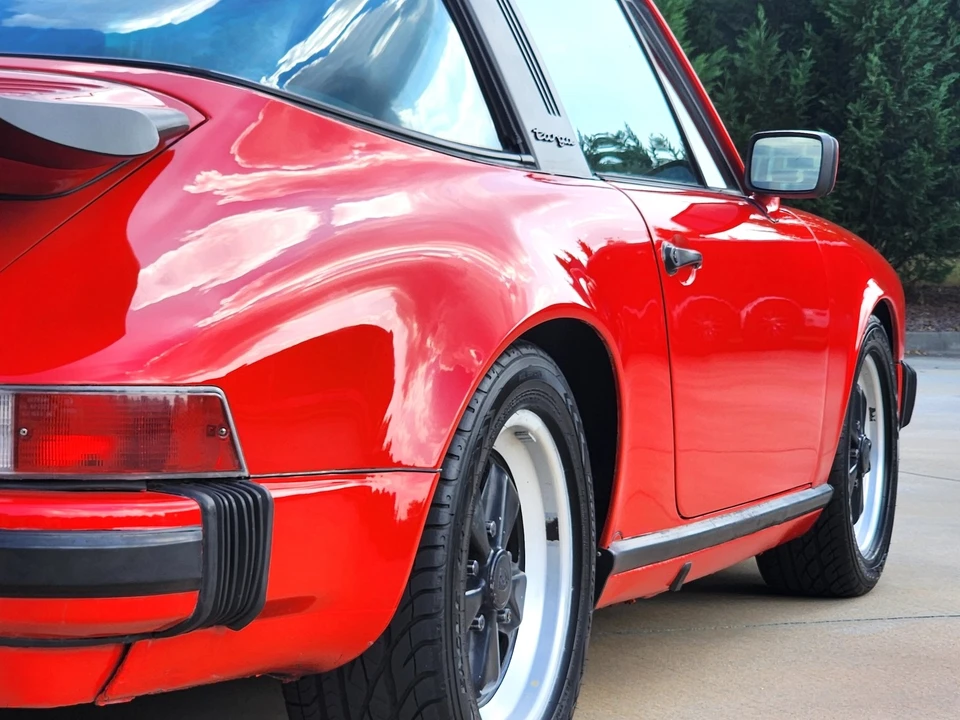 1985 Porsche 911 Carrera 3.2 - Image 27 of 31