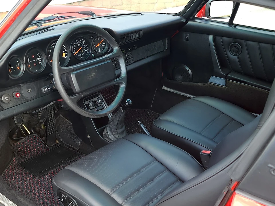 1985 Porsche 911 Carrera 3.2 - Image 30 of 31