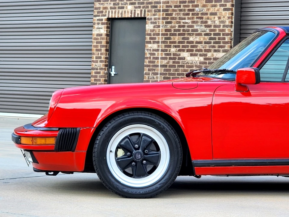 1985 Porsche 911 Carrera 3.2 - Image 5 of 31