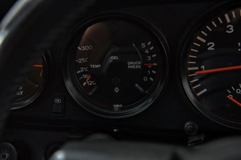 1985 Porsche 911 Carrera 3.2 - Image 19 of 31