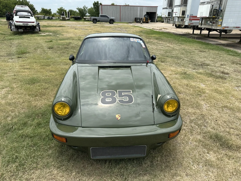 1985 Porsche 911 Carrera 3.2 - Image 3 of 12